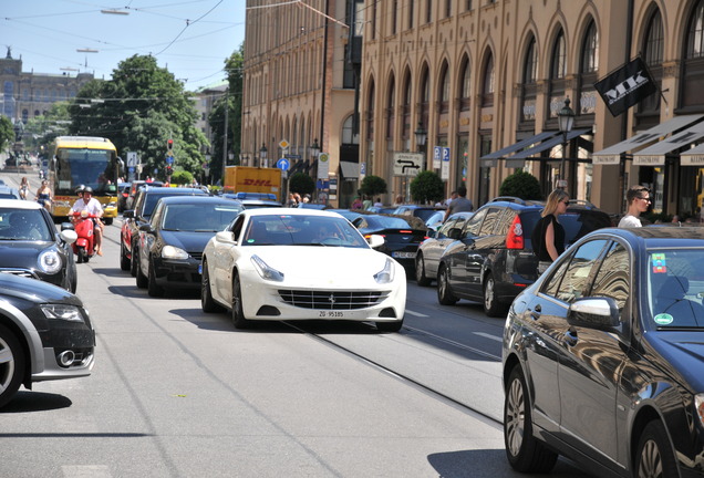 Ferrari FF