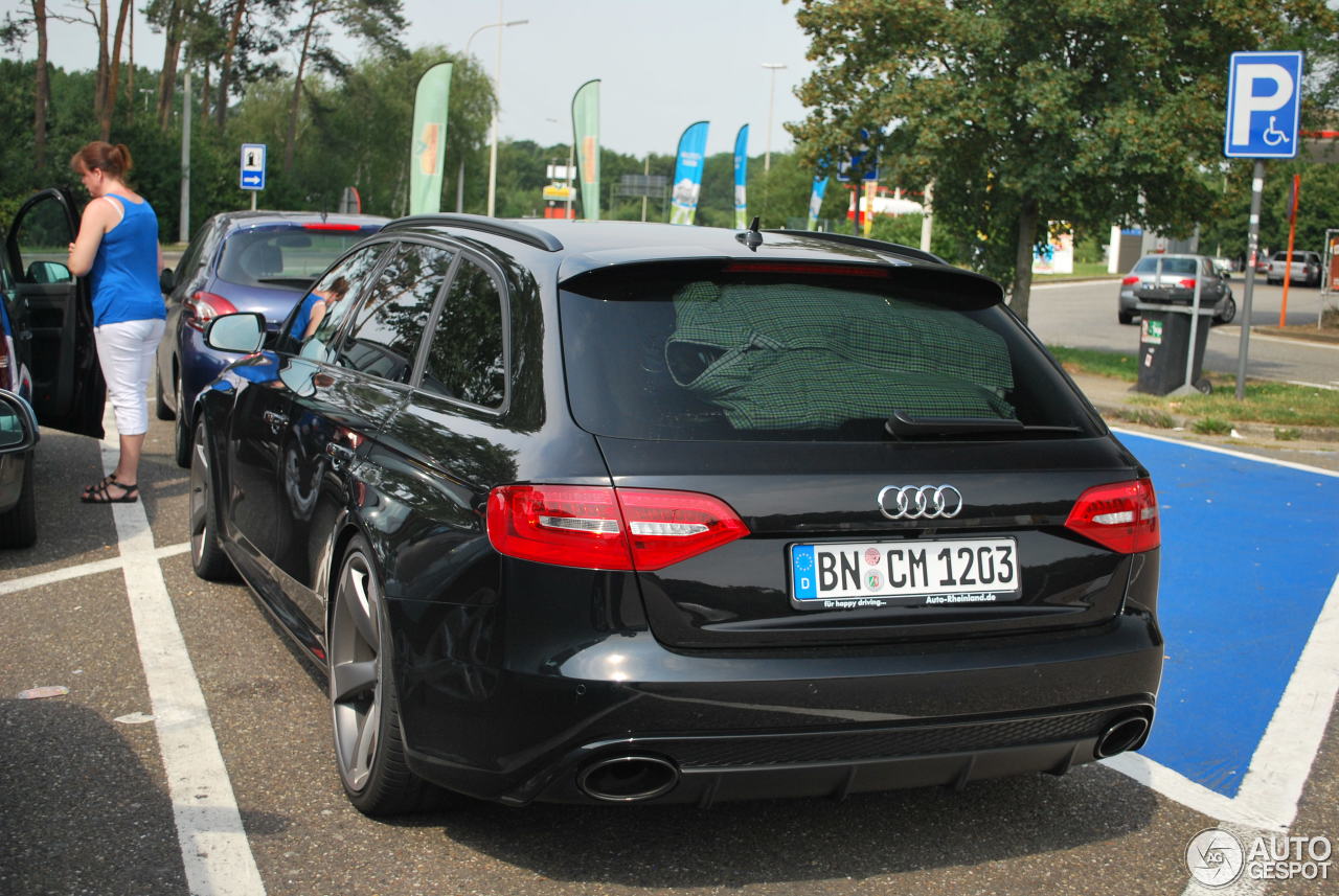 Audi RS4 Avant B8