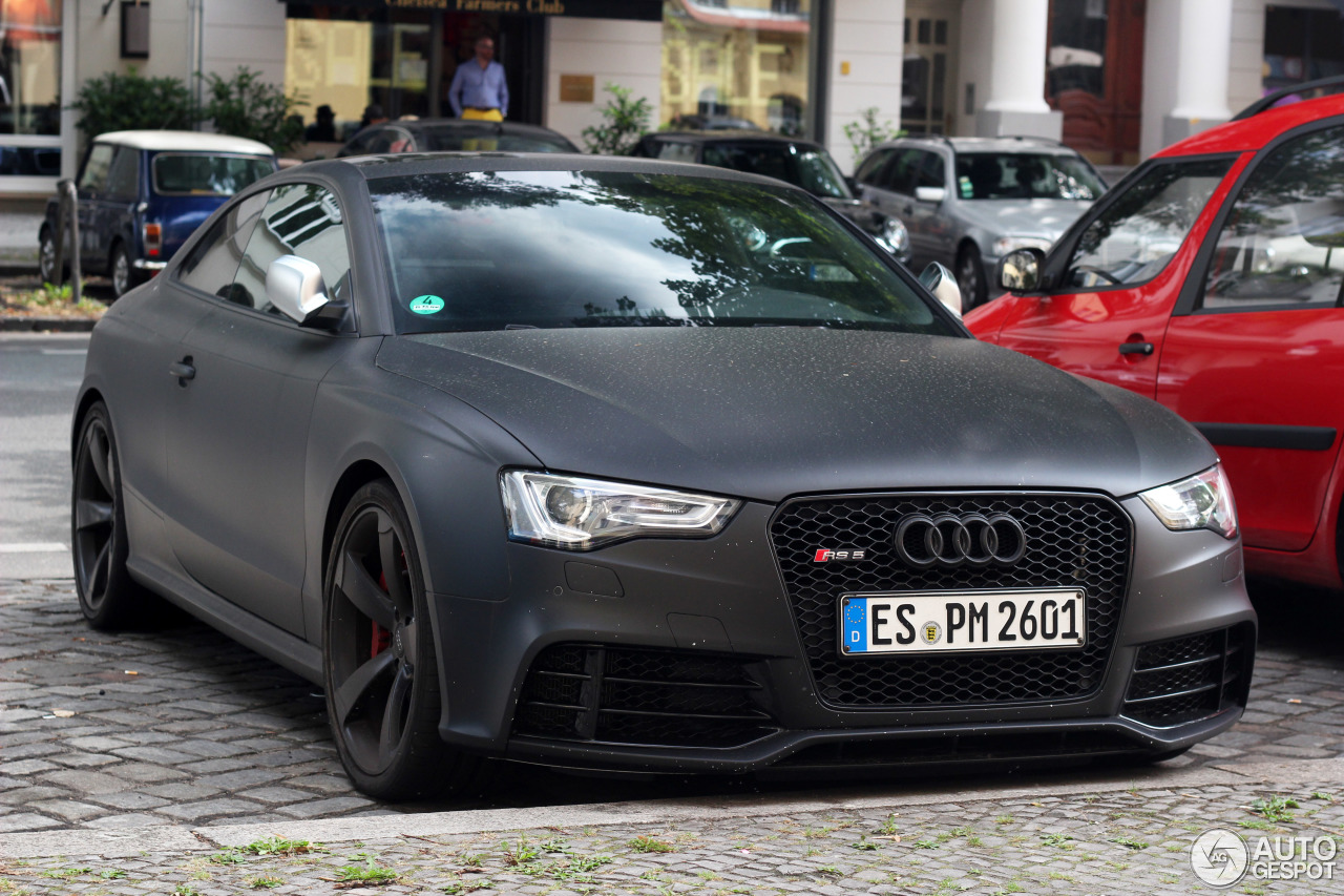 Audi RS5 B8 2012