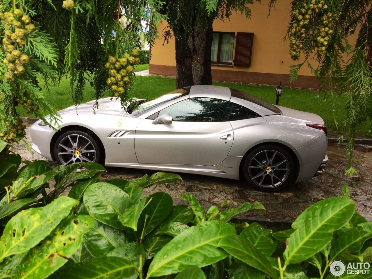 Ferrari California