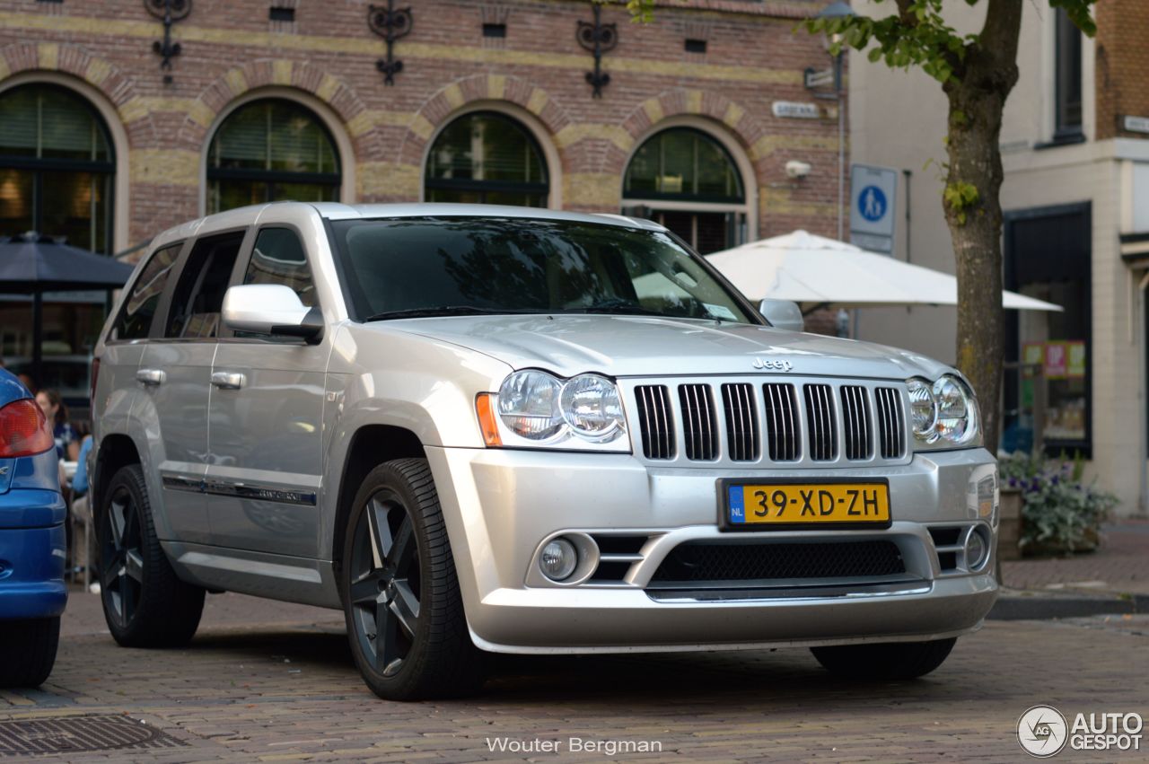 Jeep Grand Cherokee SRT-8 2005