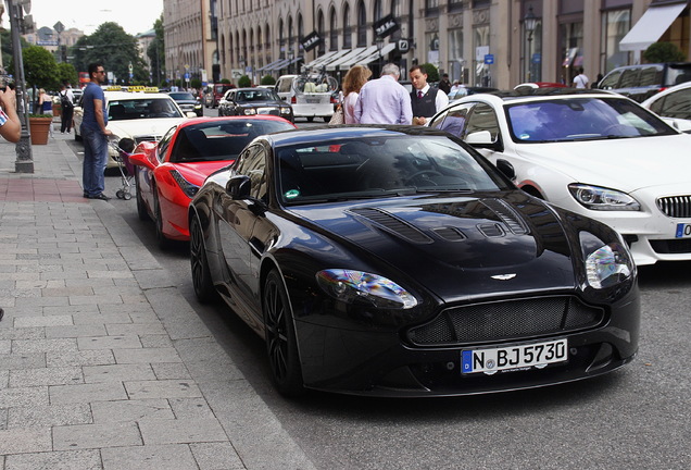 Aston Martin V12 Vantage S