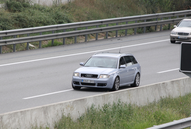 Audi RS6 Avant C5