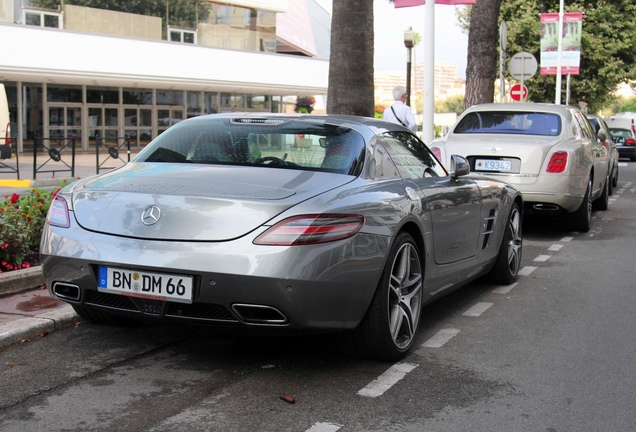 Mercedes-Benz SLS AMG