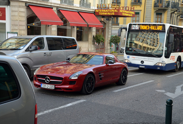 Mercedes-Benz SLS AMG