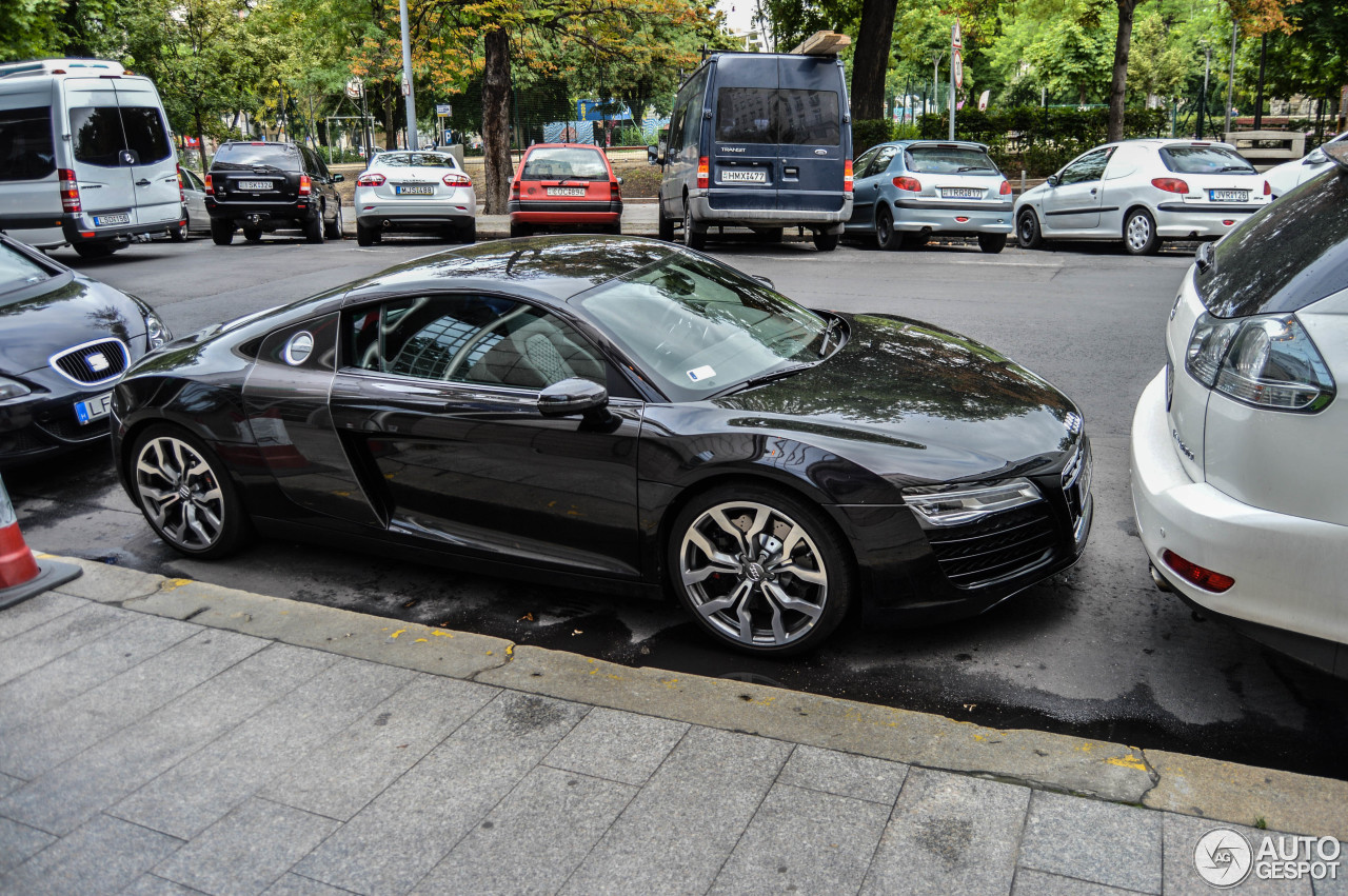 Audi R8 2013