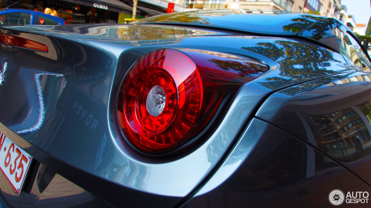 Ferrari California T