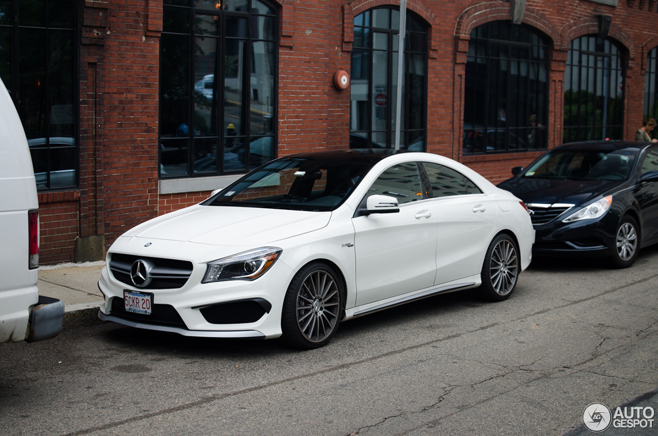 Mercedes-Benz CLA 45 AMG C117