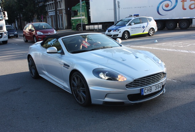 Aston Martin DBS Volante