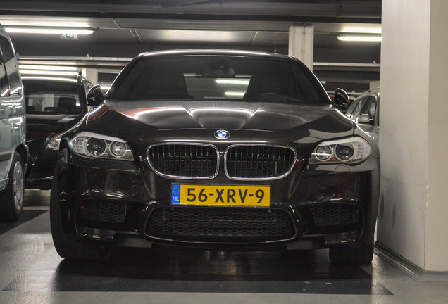 BMW M5 F10 2011