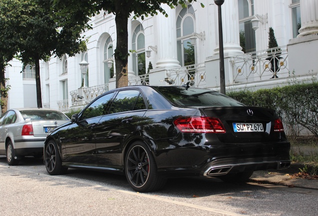 Mercedes-Benz E 63 AMG S W212