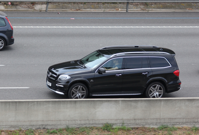 Mercedes-Benz GL 63 AMG X166