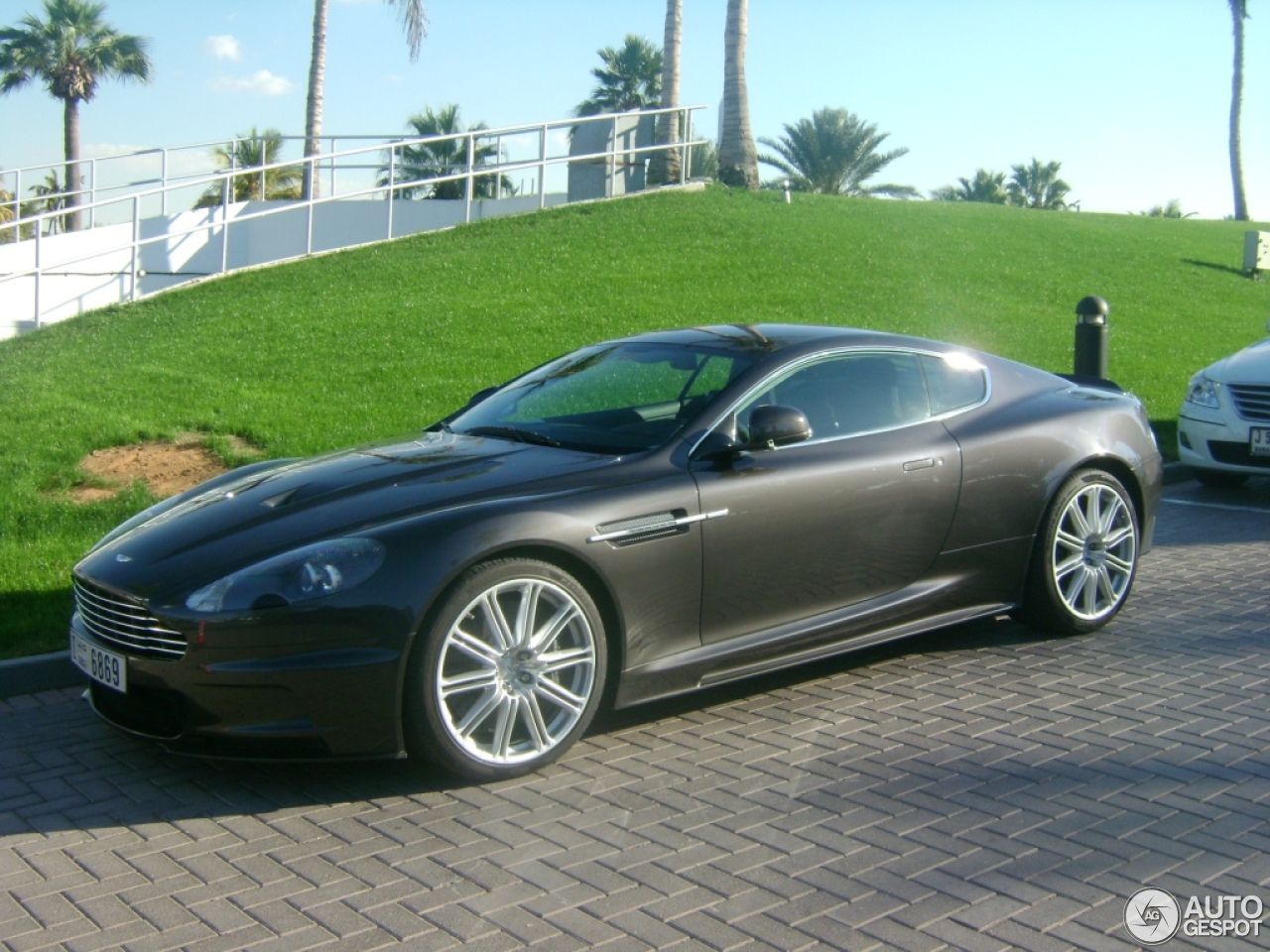 Aston Martin DBS