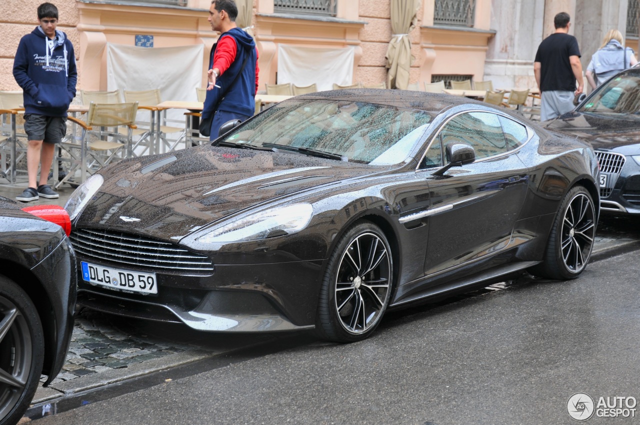 Aston Martin Vanquish 2013