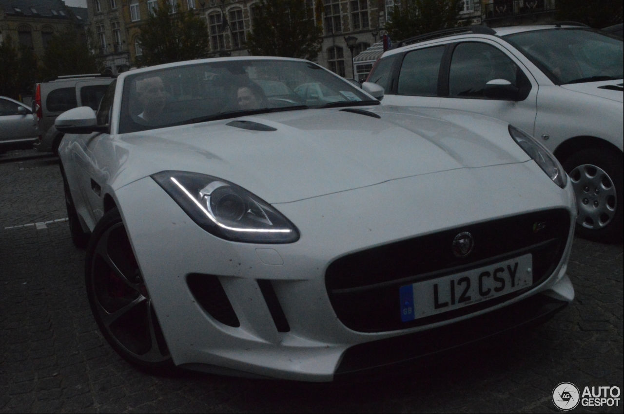 Jaguar F-TYPE S Convertible