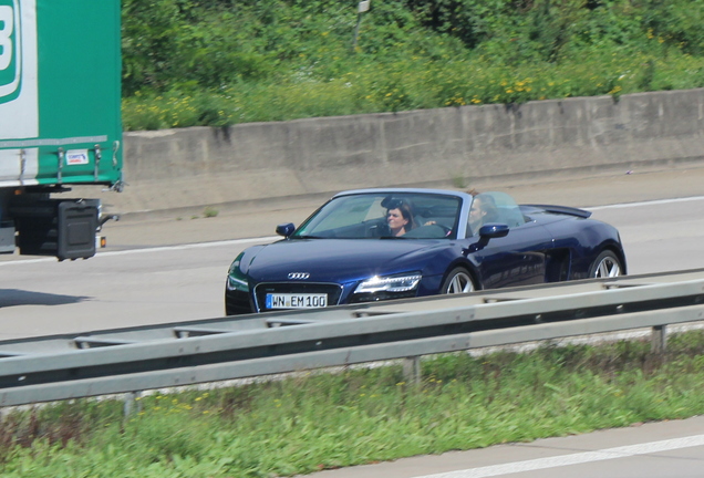 Audi R8 V8 Spyder 2013