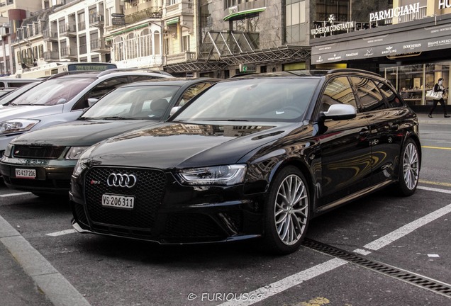 Audi RS4 Avant B8