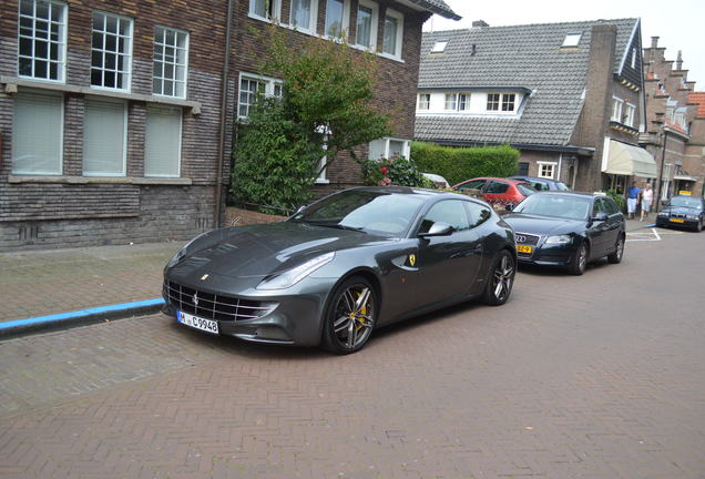 Ferrari FF