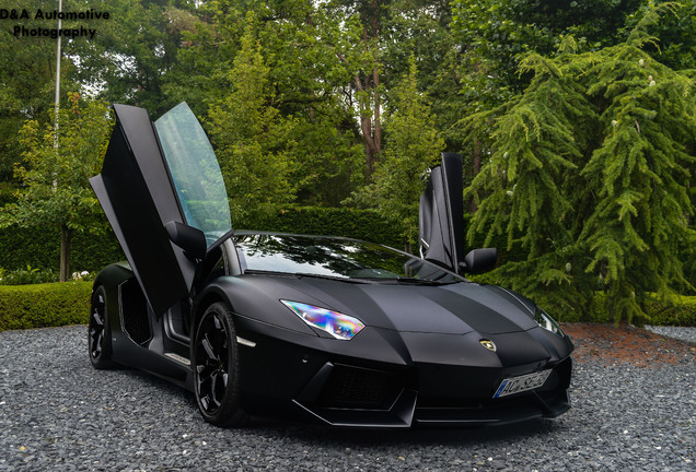 Lamborghini Aventador LP700-4