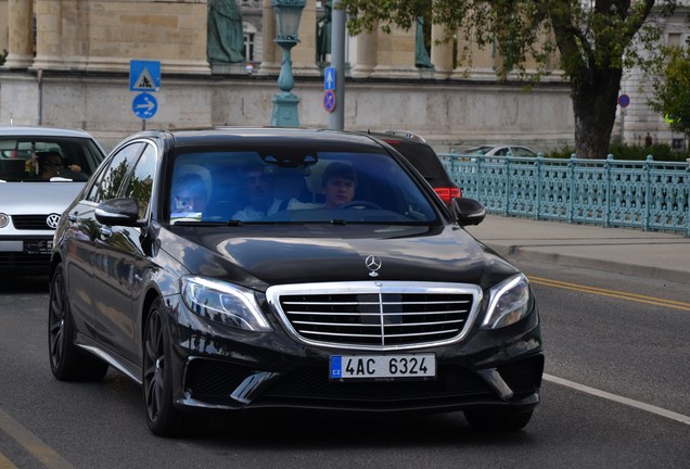 Mercedes-Benz S 63 AMG V222