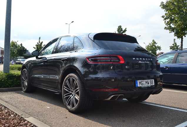 Porsche 95B Macan Turbo