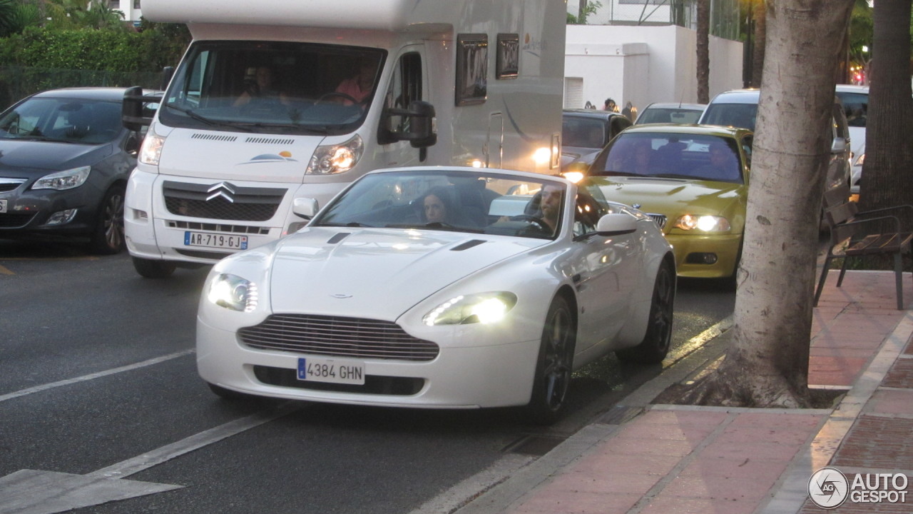 Aston Martin V8 Vantage Roadster