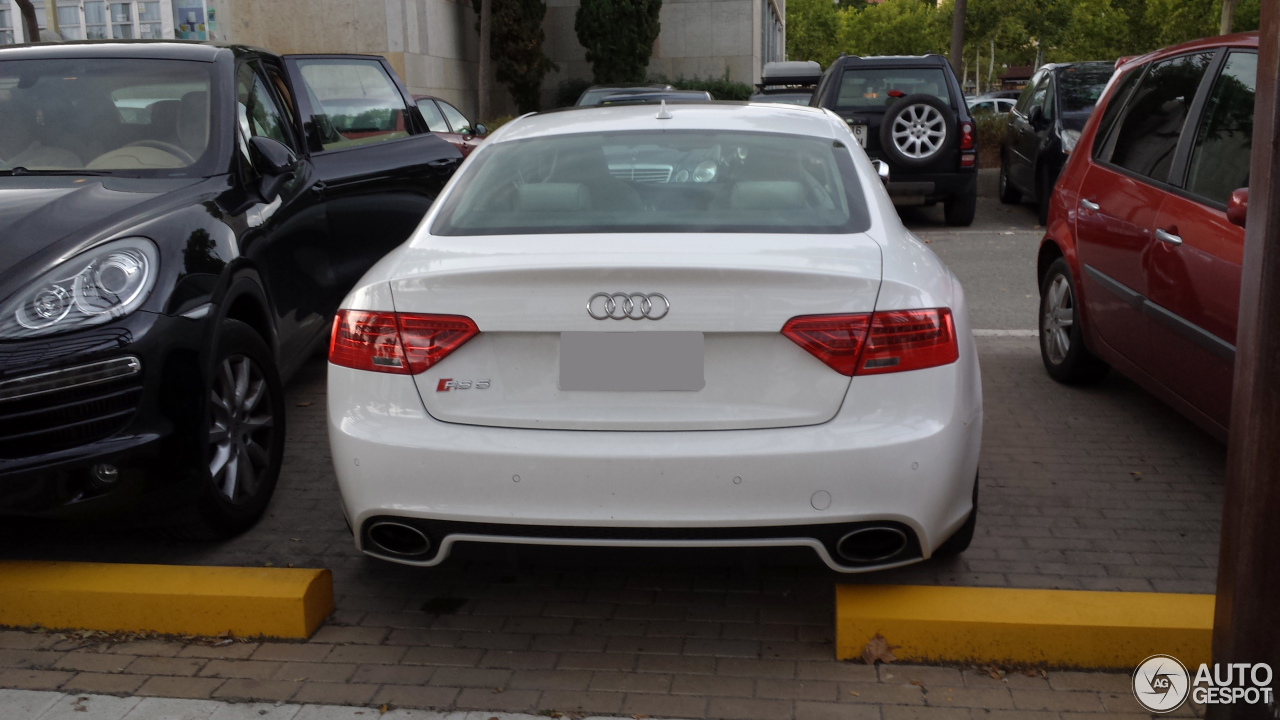 Audi RS5 B8 2012