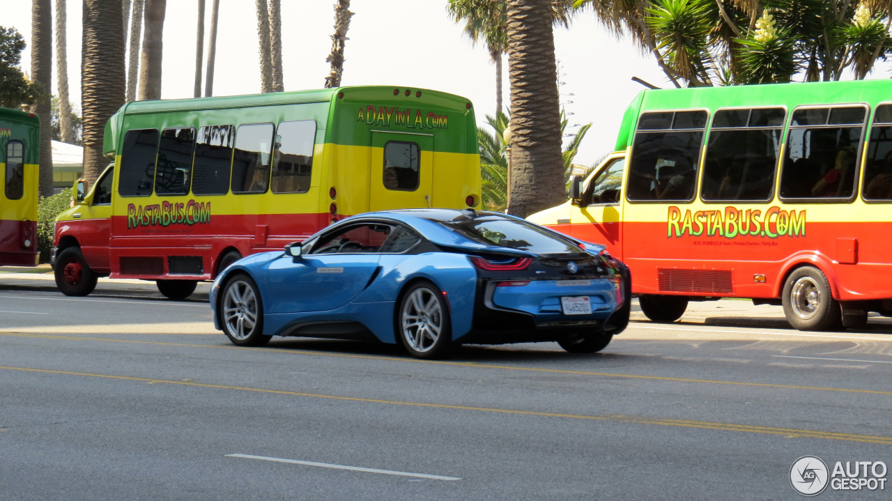 BMW i8