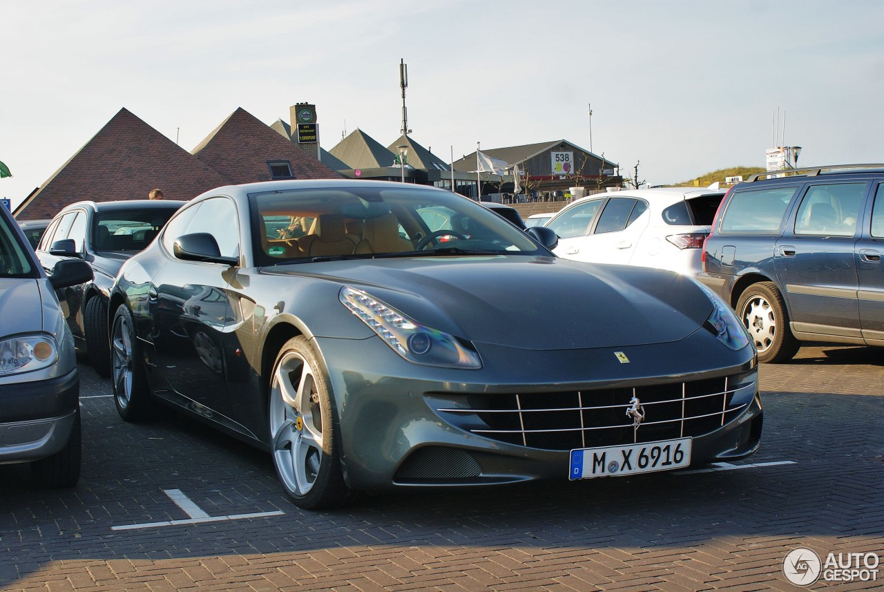 Ferrari FF