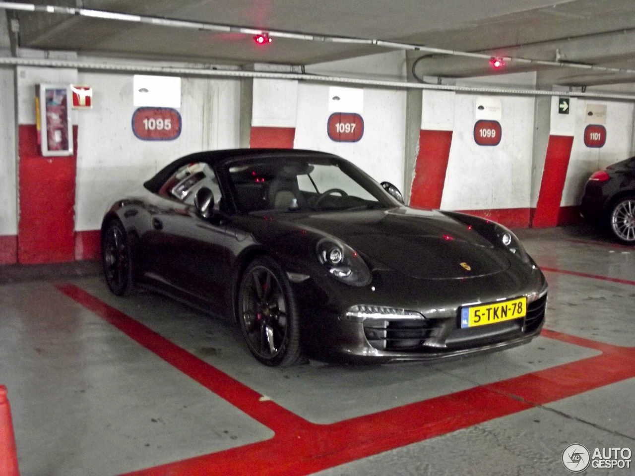 Porsche 991 Carrera 4S Cabriolet MkI