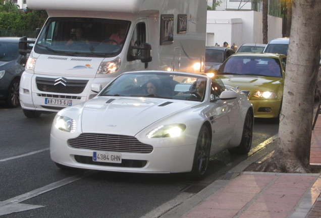 Aston Martin V8 Vantage Roadster