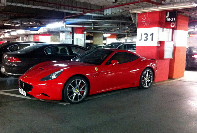 Ferrari California