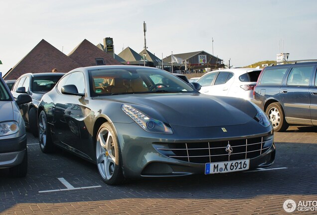 Ferrari FF