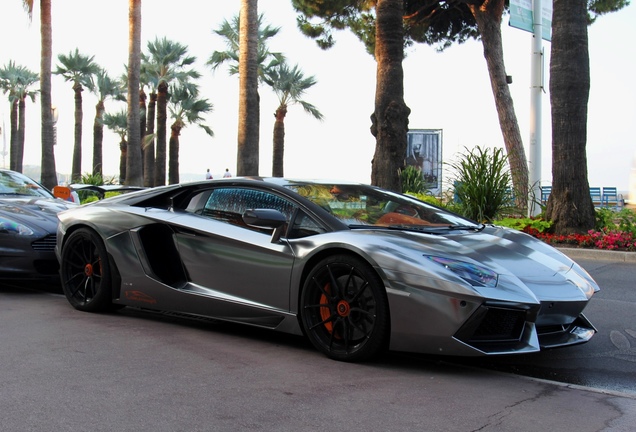 Lamborghini Aventador LP760-4 Oakley Design AlRashed Carbon Edition