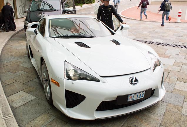 Lexus LFA