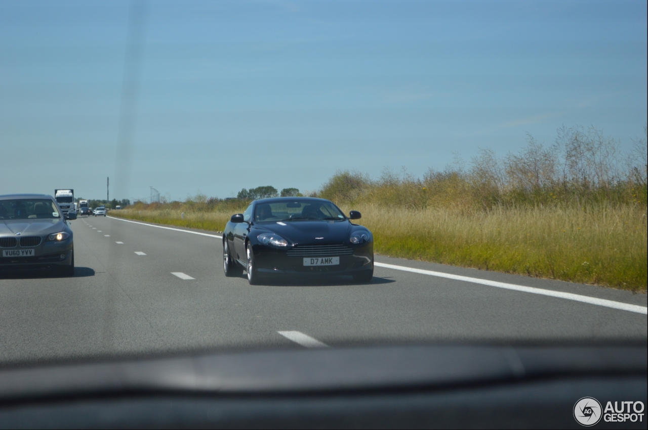 Aston Martin DB9