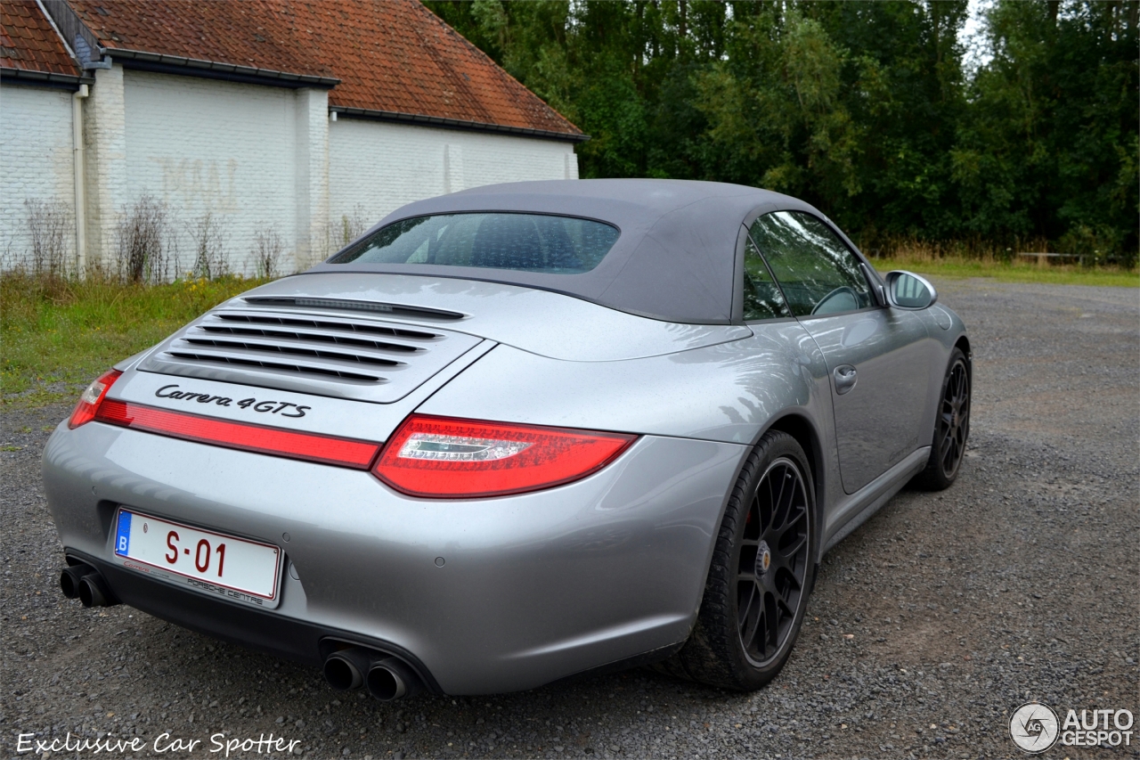 Porsche 997 Carrera 4 GTS Cabriolet