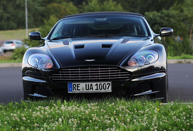 Aston Martin DBS Volante