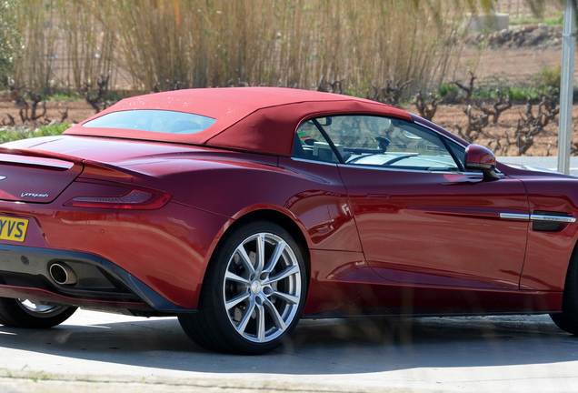 Aston Martin Vanquish Volante