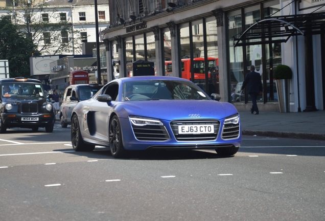 Audi R8 V10 Plus 2013