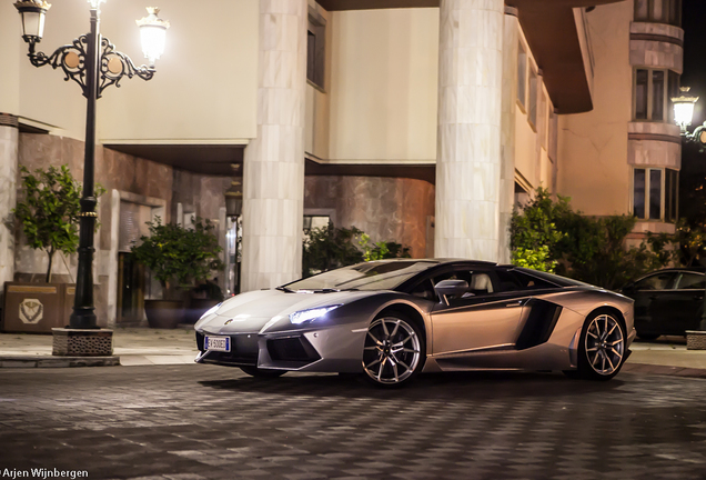 Lamborghini Aventador LP700-4 Roadster