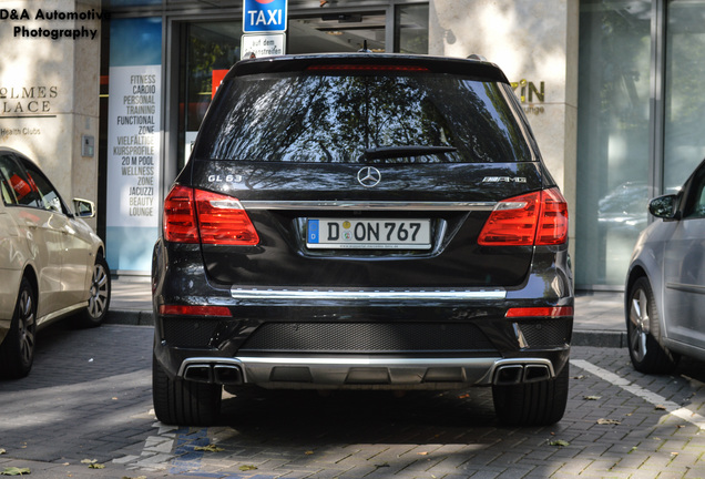 Mercedes-Benz GL 63 AMG X166