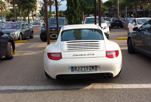 Porsche 997 Carrera GTS