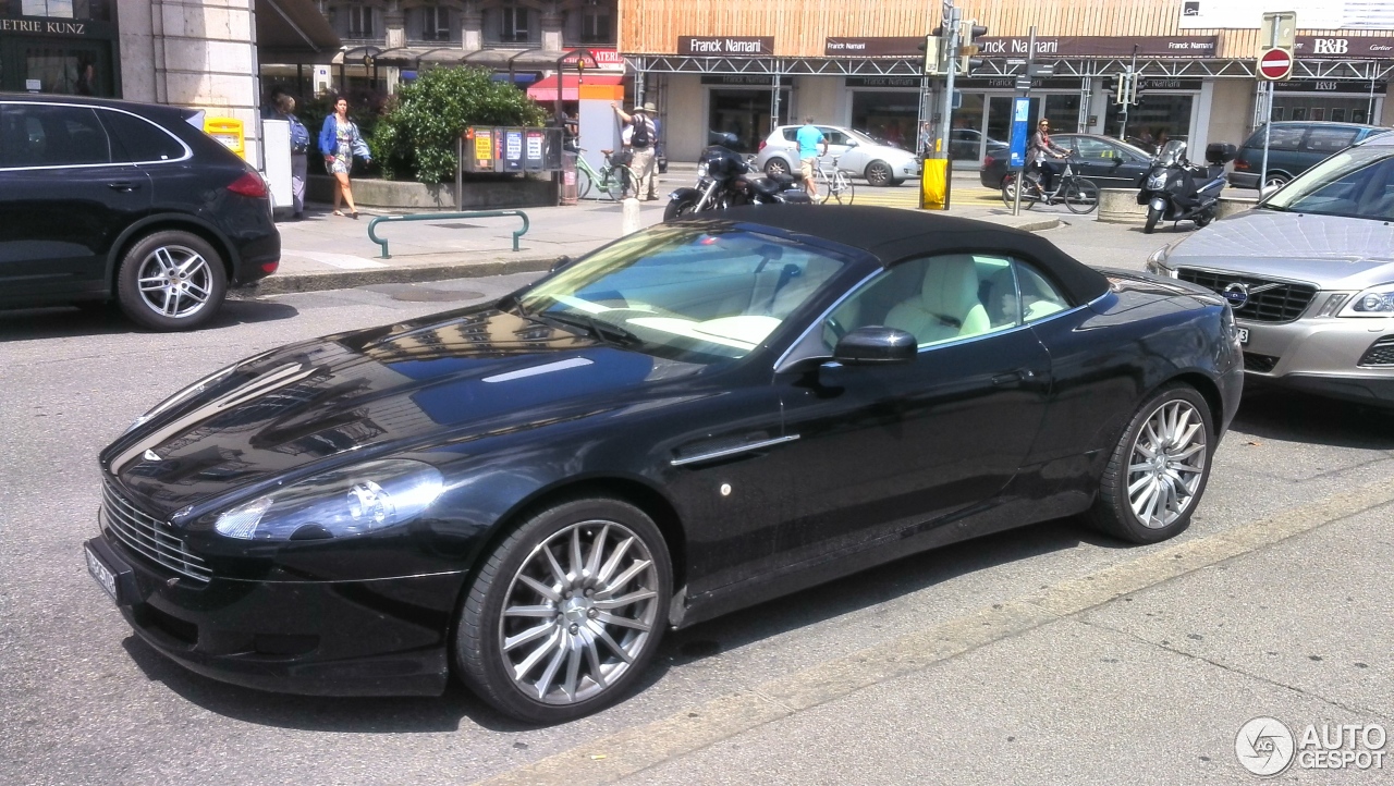 Aston Martin DB9 Volante