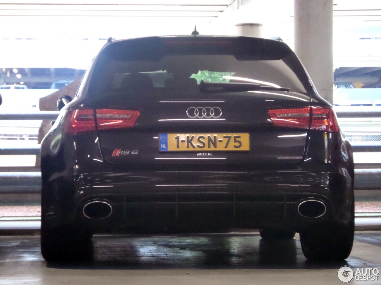 Audi RS6 Avant C7