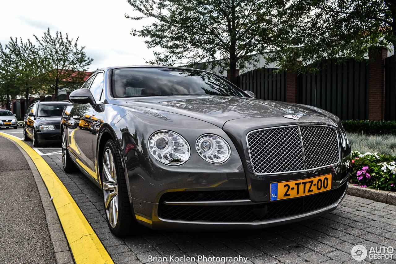 Bentley Flying Spur V8