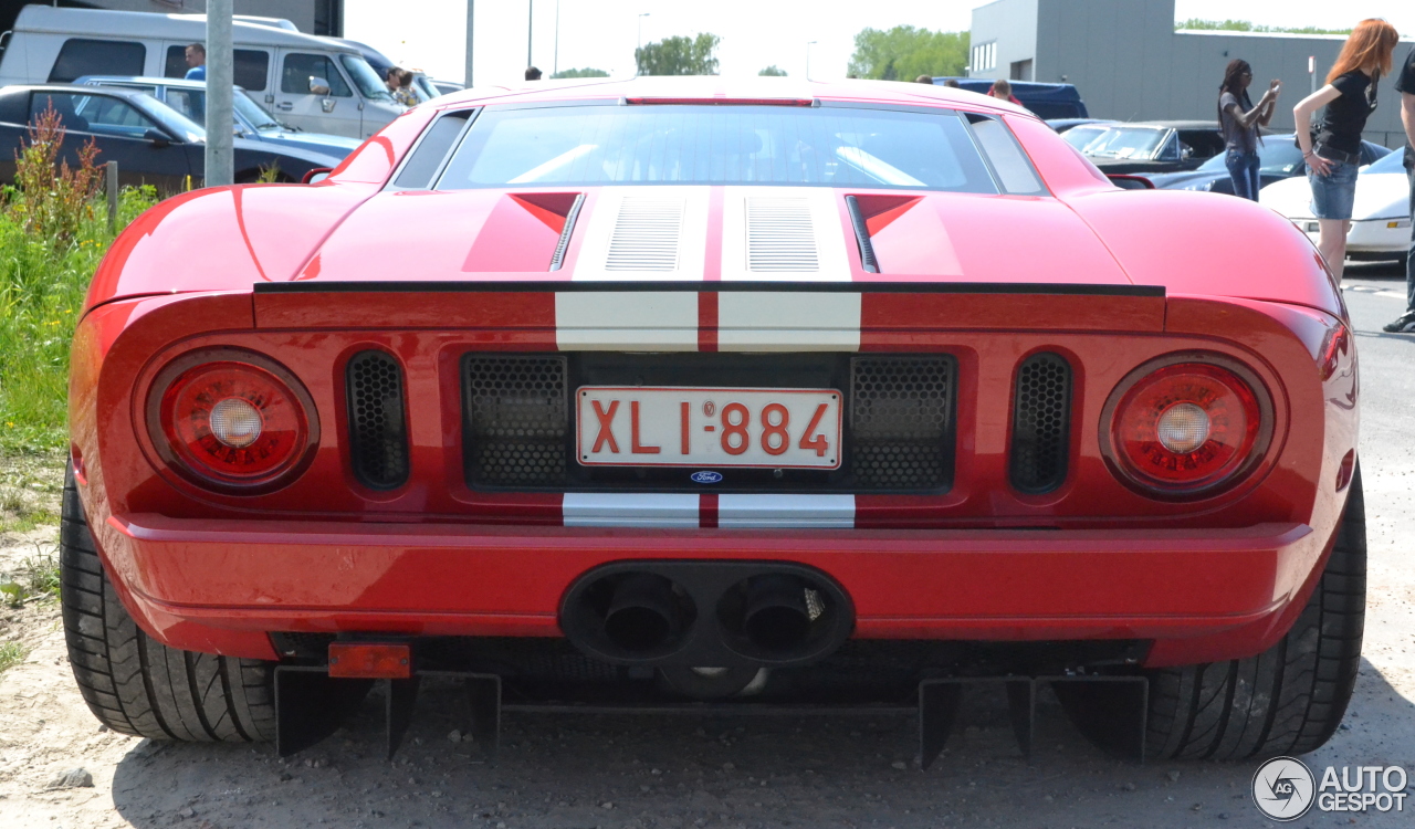 Ford GT