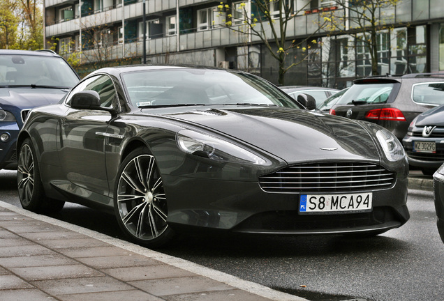 Aston Martin DB9 2013