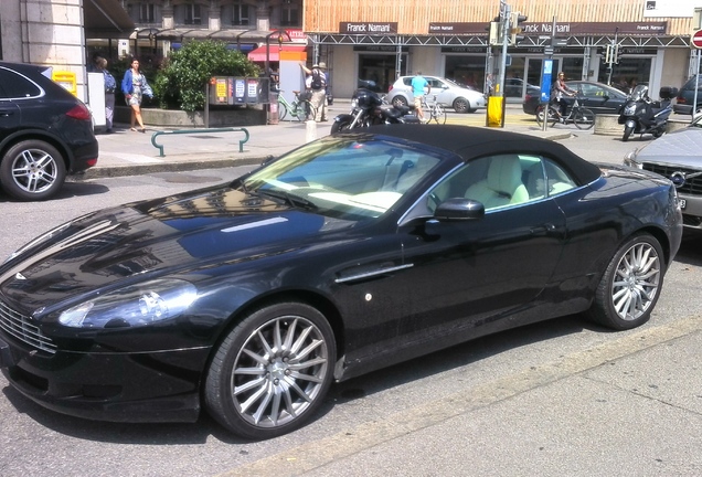 Aston Martin DB9 Volante