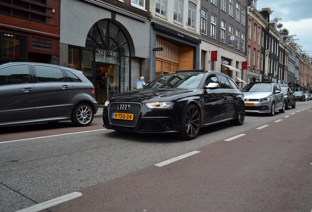 Audi RS4 Avant B8